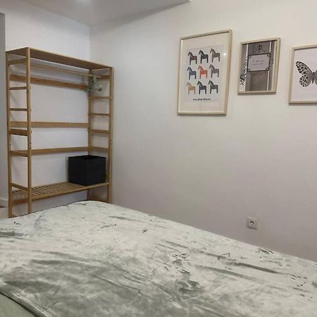 Stylish Renovated Apartment In Chiado Lisboa 外观 照片
