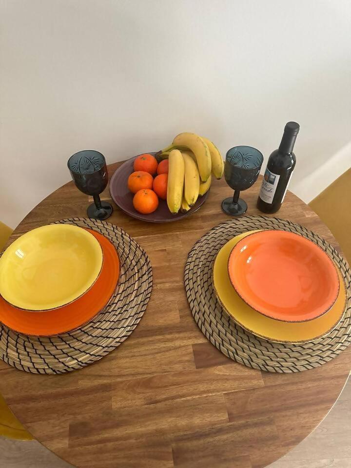 Stylish Renovated Apartment In Chiado Lisboa 外观 照片